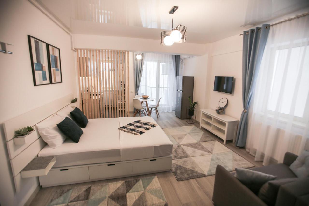 Premium Studios Mamaia Nord - Marea La 50M Năvodari Εξωτερικό φωτογραφία