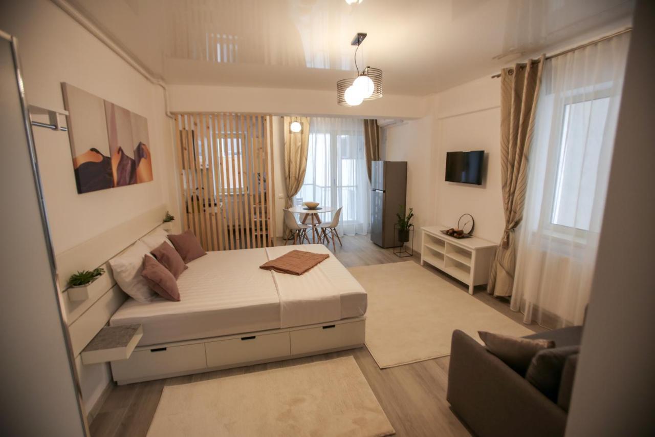 Premium Studios Mamaia Nord - Marea La 50M Năvodari Εξωτερικό φωτογραφία