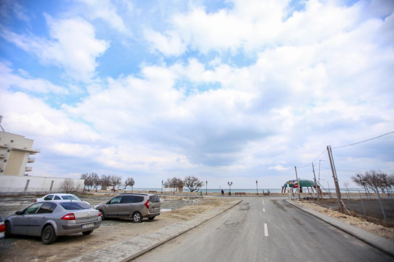 Premium Studios Mamaia Nord - Marea La 50M Năvodari Εξωτερικό φωτογραφία